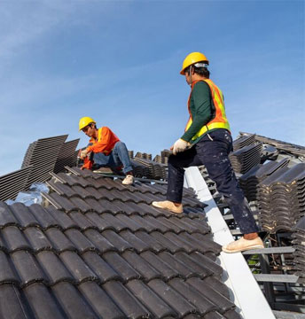 Expert Roof Maintaining Professionals